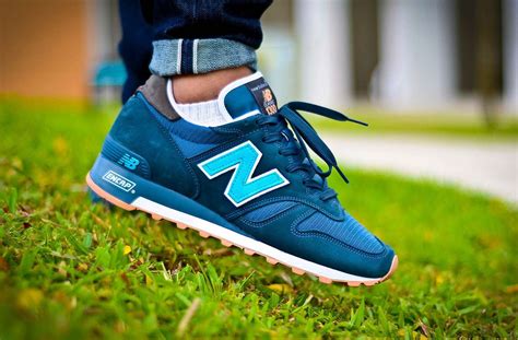 retro new balance shoes.